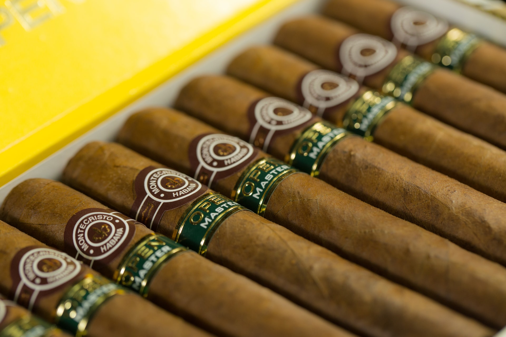 vitraz kubanske cigare